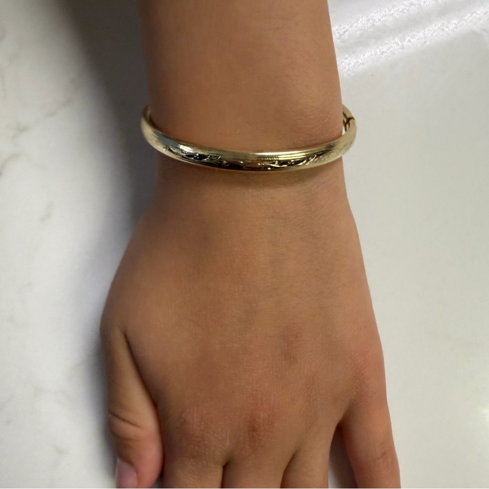 Engraved Gold-Tone Bangle child Bracelet - Picture 3 of 3